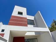 Casa / Sobrado para Venda em Santa Luzia/MG Centro 2 Quartos