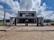 Casa / Sobrado para Venda em Santa Maria/RS Camobi 3 Quartos