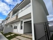 Casa / Sobrado para Venda em Santa Maria/RS Camobi 3 Quartos