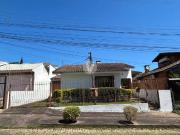 Casa / Sobrado para Venda em Santa Maria/RS Camobi 3 Quartos