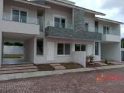 Casa / Sobrado para Venda em Santa Maria/RS Camobi 3 Quartos