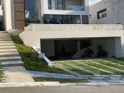 Casa / Sobrado para Venda em Santana de Parnaíba/SP...