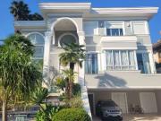 Casa / Sobrado para Venda em Santana de Parnaíba/SP...