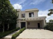 Casa / Sobrado para Venda em Santana de Parnaíba/SP...