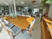 Casa / Sobrado para Venda em Santana de Parnaíba/SP...