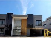 Casa / Sobrado para Venda em Santana de Parnaíba/SP...