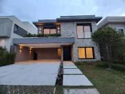 Casa / Sobrado para Venda em Santana de Parnaíba/SP...