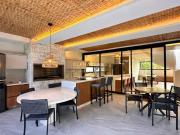 Casa / Sobrado para Venda em Santana de Parnaíba/SP...