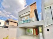 Casa / Sobrado para Venda em Santana de Parnaíba/SP...