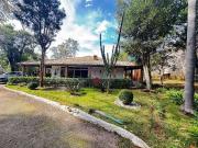 Casa / Sobrado para Venda em Santana de Parnaíba/SP...