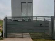 Casa / Sobrado para Venda em Santana de Parnaíba/SP...