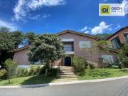 Casa / Sobrado para Venda em Santana de Parnaíba/SP...