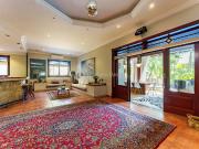 Casa / Sobrado para Venda em Santana de Parnaíba/SP Tamboré