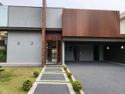 Casa / Sobrado para Venda em Santana de Parnaíba/SP...