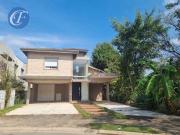 Casa / Sobrado para Venda em Santana de Parnaíba/SP...