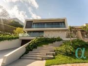 Casa / Sobrado para Venda em Santana de Parnaíba/SP...