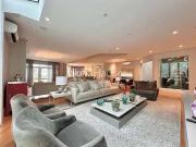 Casa / Sobrado para Venda em Santana de Parnaíba/SP...