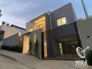 Casa / Sobrado para Venda em Santana do Paraíso/MG...