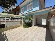 Casa / Sobrado para Venda em Santos/SP Boqueirão 3 Quartos
