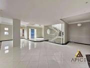 Casa / Sobrado para Venda em Santos/SP Boqueirão 5 Quartos