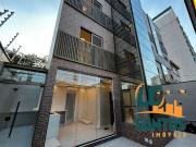 Casa / Sobrado para Venda em Santos/SP Campo Grande 4...