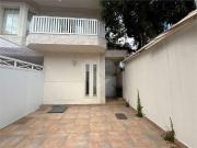 Casa / Sobrado para Venda em Santos/SP Embaré 3 Quartos