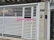 Casa / Sobrado para Venda em Santos/SP Embaré 3 Quartos