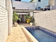 Casa / Sobrado para Venda em Santos/SP Embaré 3 Quartos