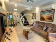 Casa / Sobrado para Venda em Santos/SP Embaré 4 Quartos