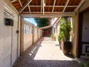 Casa / Sobrado para Venda em Santos/SP Encruzilhada 3...