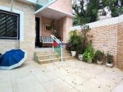 Casa / Sobrado para Venda em Santos/SP Gonzaga 4 Quartos
