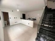 Casa / Sobrado para Venda em Santos/SP Macuco 2 Quartos