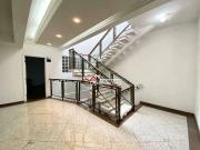 Casa / Sobrado para Venda em Santos/SP Ponta da Praia 3...