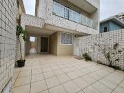 Casa / Sobrado para Venda em Santos/SP Ponta da Praia 3...