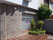 Casa / Sobrado para Venda em Santos/SP Ponta da Praia 3...