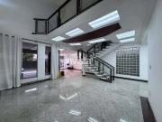 Casa / Sobrado para Venda em Santos/SP Ponta da Praia 3...