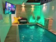 Casa / Sobrado para Venda em Santos/SP Ponta da Praia 3...