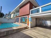 Casa / Sobrado para Venda em Santos/SP Ponta da Praia 3...