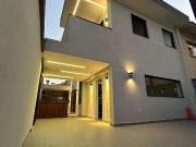 Casa / Sobrado para Venda em Santos/SP Ponta da Praia 3...