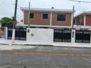 Casa / Sobrado para Venda em Santos/SP Vila Belmiro 3...