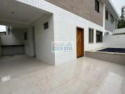 Casa / Sobrado para Venda em Santos/SP Vila Belmiro 3...