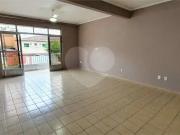 Casa / Sobrado para Venda em Santos/SP Vila Belmiro 3...