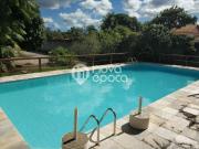 Casa / Sobrado para Venda em Saquarema/RJ Boqueirão 5...