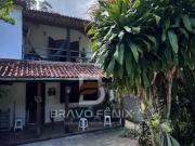 Casa / Sobrado para Venda em Saquarema/RJ Jardim 4 Quartos