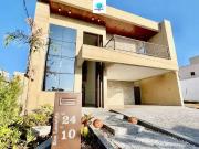 Casa / Sobrado para Venda em Senador Canedo/GO Jardins...