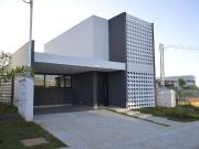 Casa / Sobrado para Venda em Senador Canedo/GO...