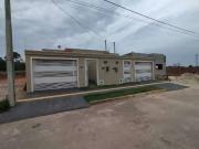 Casa / Sobrado para Venda em Senador Canedo/GO...