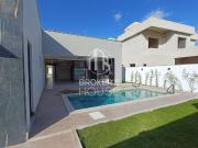 Casa / Sobrado para Venda em Serra/ES Jacuhy 3 Quartos