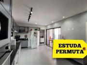 Casa / Sobrado para Venda em Sorocaba/SP Chácaras...