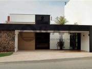 Casa / Sobrado para Venda em Sorocaba/SP Parque Santa...